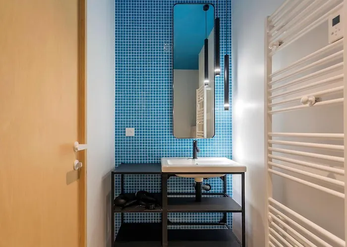 Villa Prestige Piscine Climatisation Standing Lyon Ouest *