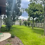 Prestige Piscine Climatisation Standing Lyon Ouest Villa Écully