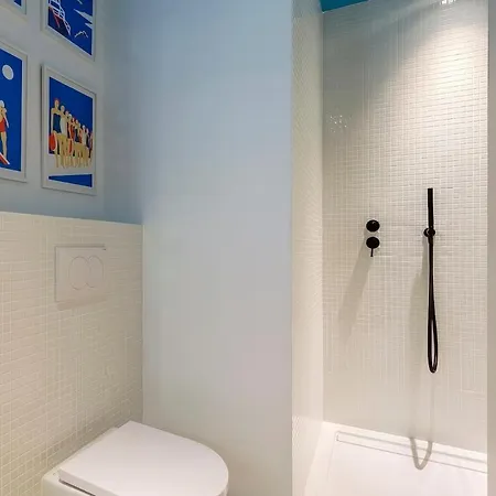 Villa Maison Lyon Piscine Climatisation De 250 M2