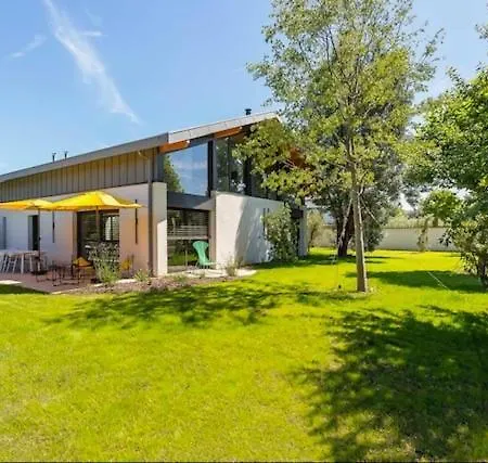 Maison Lyon Piscine Climatisation De 250 M2